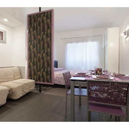 My Purple Apartment In The Center Of Roma Eksteriør bilde