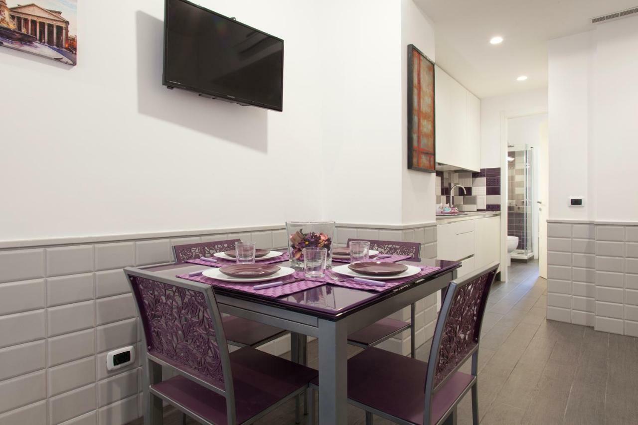 My Purple Apartment In The Center Of Roma Eksteriør bilde