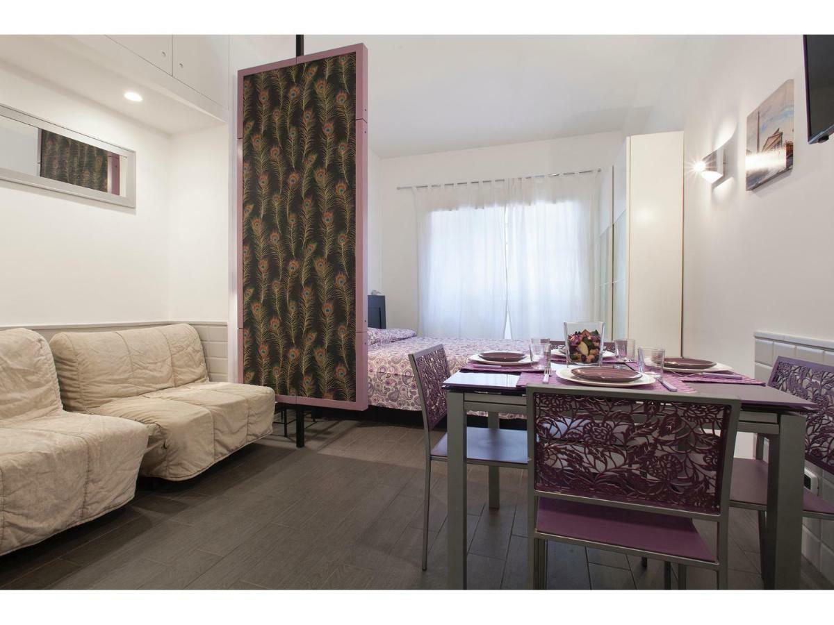 My Purple Apartment In The Center Of Roma Eksteriør bilde
