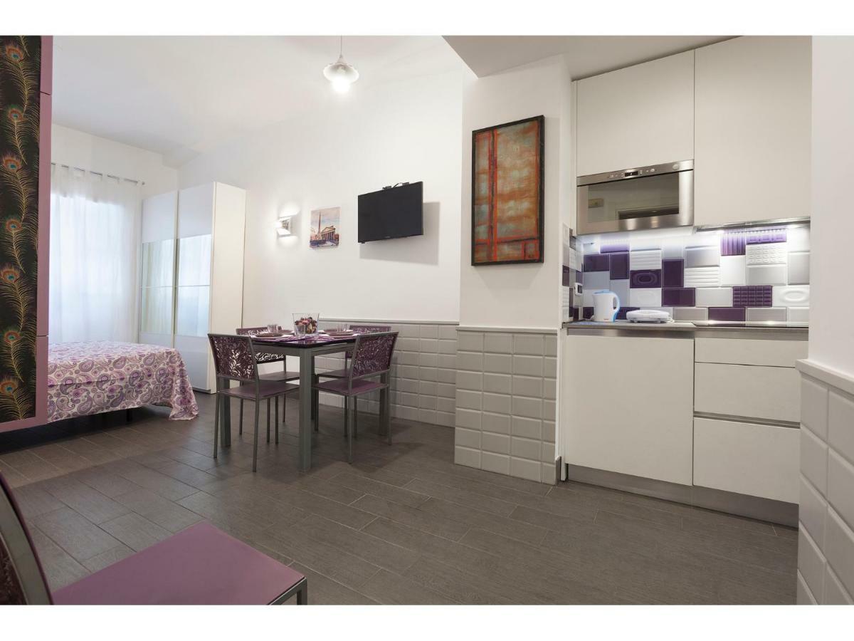 My Purple Apartment In The Center Of Roma Eksteriør bilde