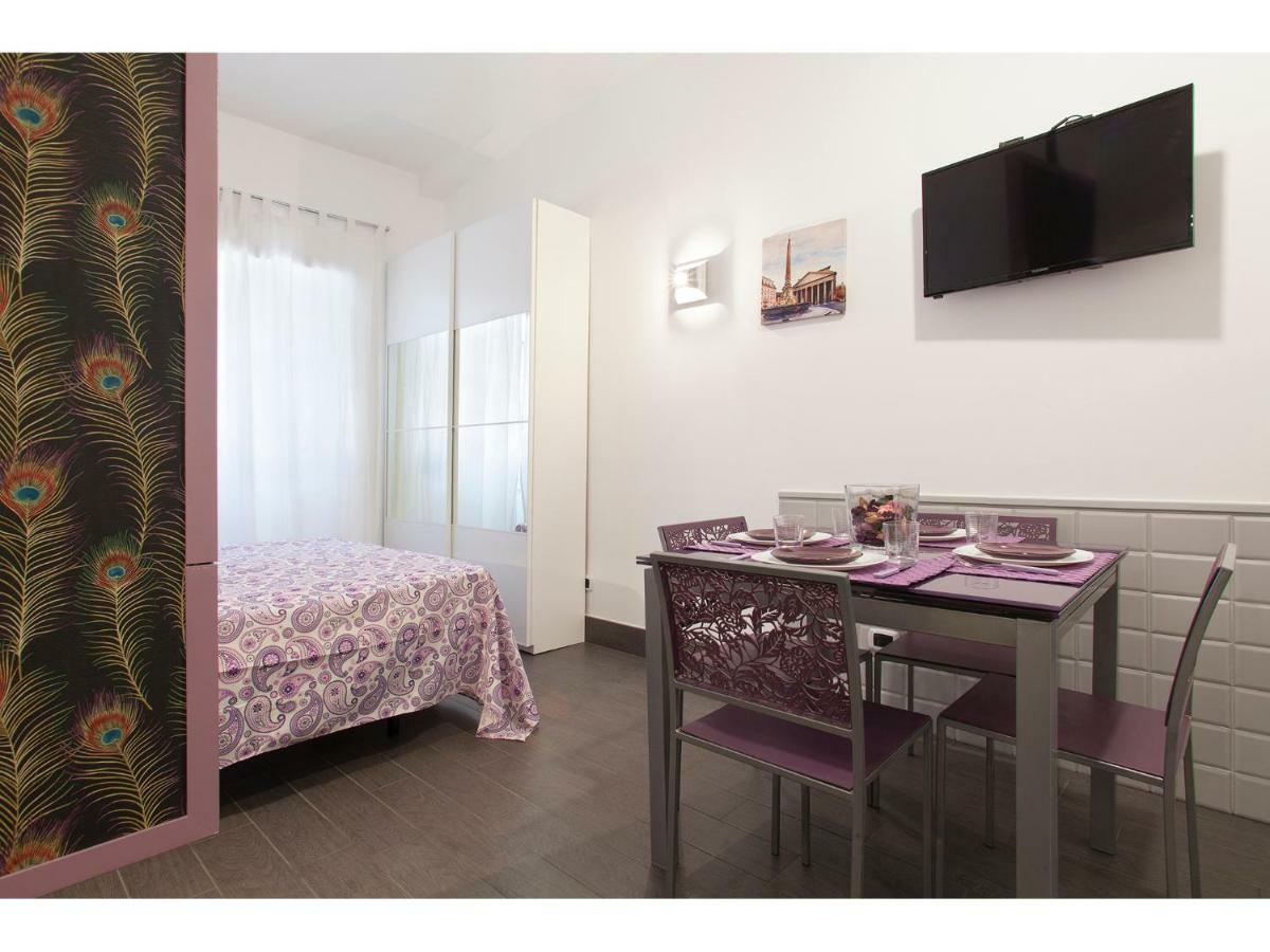 My Purple Apartment In The Center Of Roma Eksteriør bilde